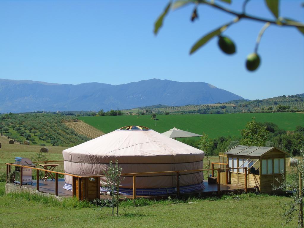 Glamping Abruzzo - The Yurt Hotel Catignano Luaran gambar